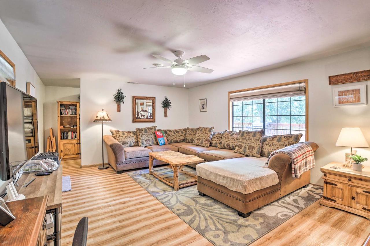 Big Bear Cabin With Deck And Hot Tub, Near Resorts! Big Bear Lake Εξωτερικό φωτογραφία